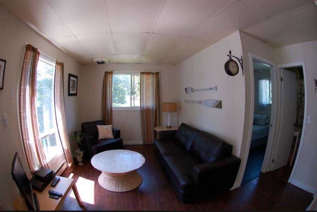 Muskoka Shores Cottages ميناء كارلينج المظهر الخارجي الصورة