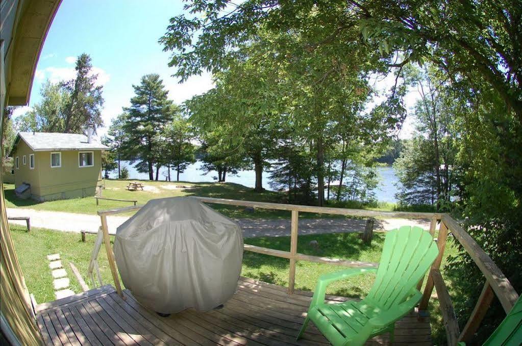 Muskoka Shores Cottages ميناء كارلينج المظهر الخارجي الصورة